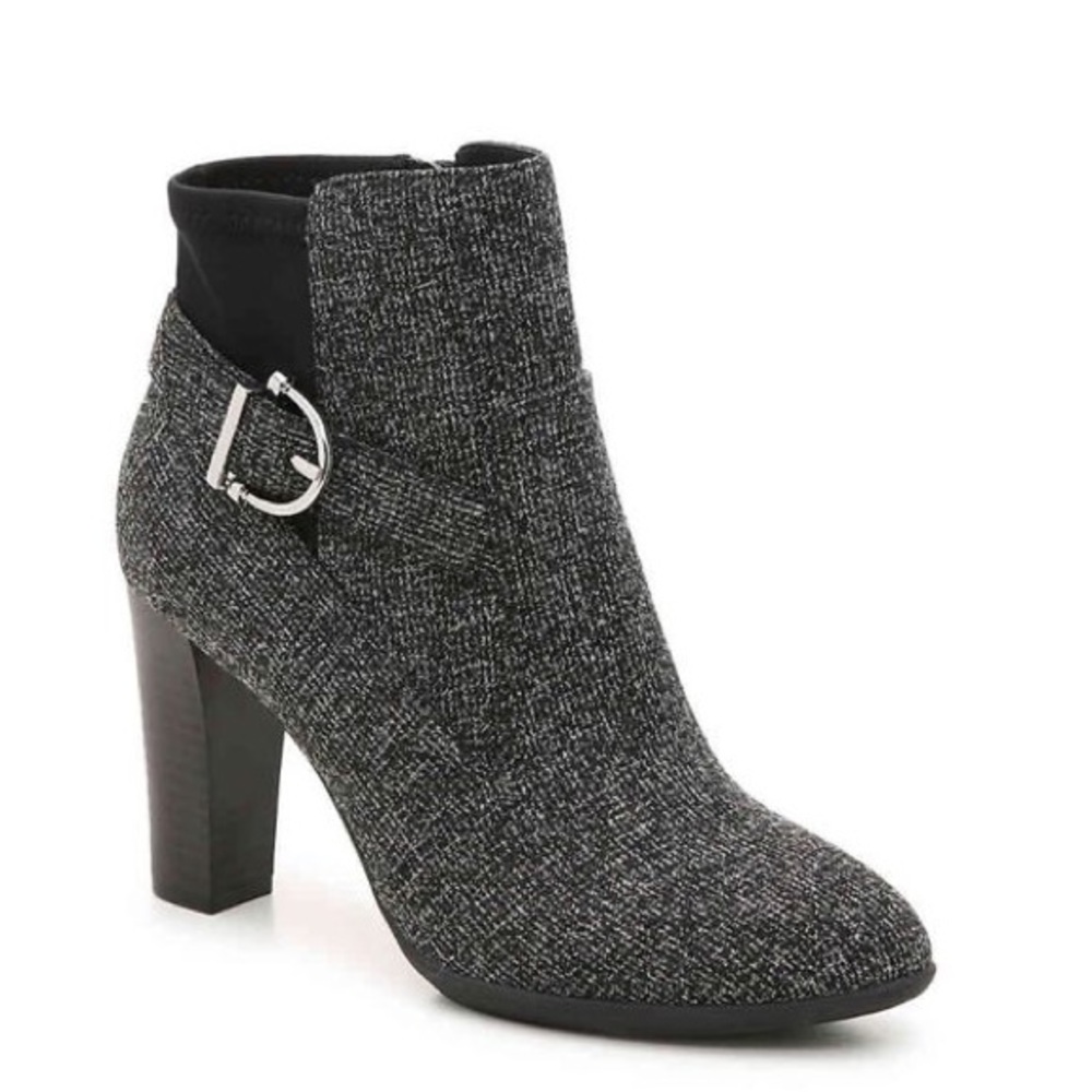 Kelly & Katie Larix Boot - Like New